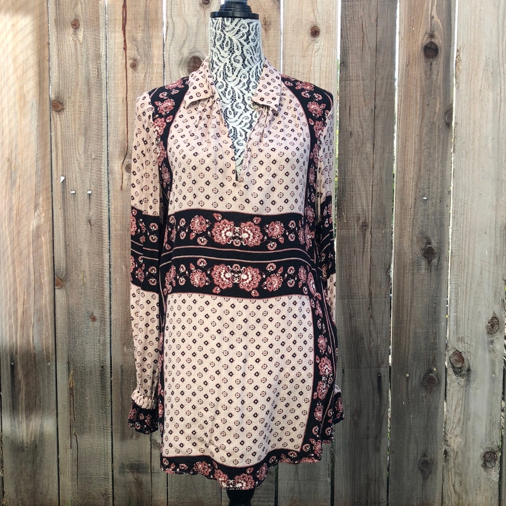 Free People Boho Floral Cream Colored Tunic - Picture 3 of 9